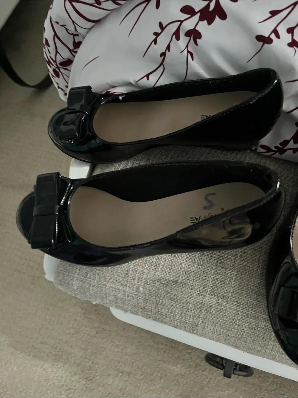 American Eagle Outfitters Black Patent Bow Ballet Flats - Women
